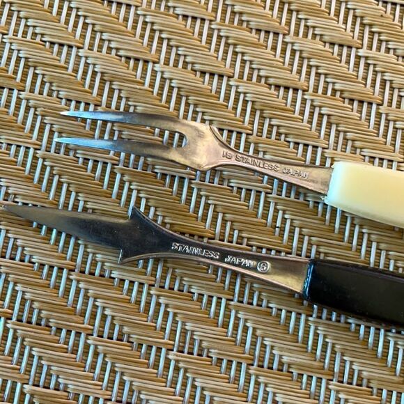 Mid Century Cocktail / Hors d'oeuvre Fork Set - Picture 3 of 5